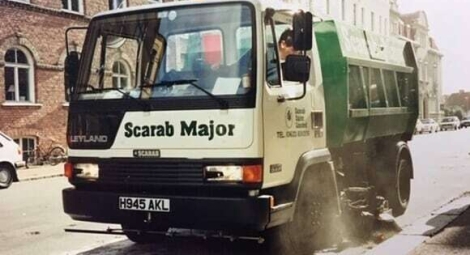The Scarab Major 3000, our first single-engine hydrostatic truck-mounted sweeper.